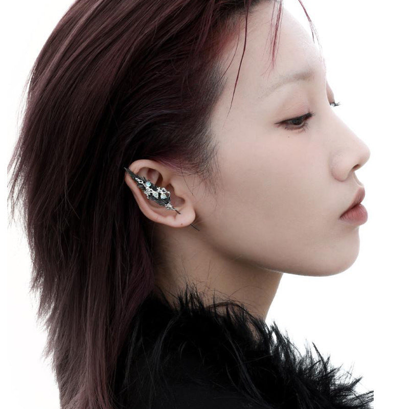 Wing Piercing Ear Stud Special-interest Design