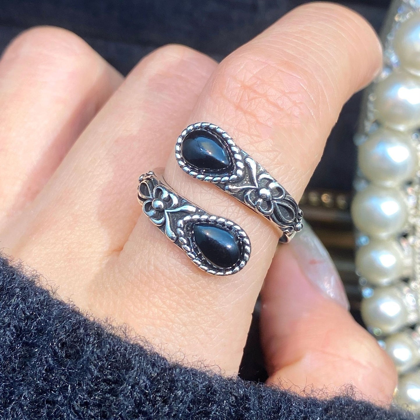 Bohemian Retro Black Agate Spoon Moonstone Ring Female
